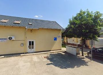 hungary/tatabanya/restaurant/mikulics-zoltan