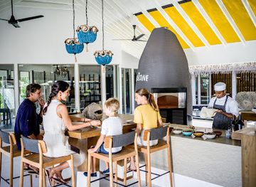 maldives/raa-atoll/restaurant/the-collective