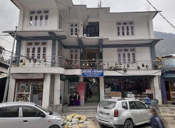 india/tawang/restaurant/zinik-hotel-restaurant