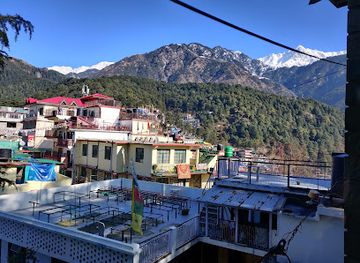 india/mcleodganj/restaurant/main-point-restaurant-cafe