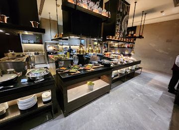 nepal/makalu-base-camp/restaurant/thamel-kitchen