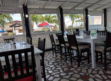 barbados/saint-philip/restaurant/marco-polo-bar-and-grill