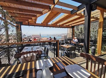 chile/valparaiso/restaurant/taulat-tapas-copas