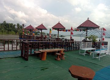 indonesia/southeast-papua/restaurant/dapur-papua-resto-tag-by-enchy