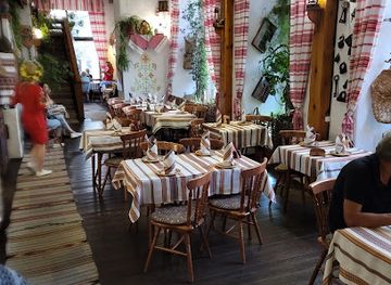 ukraine/kyiv/restaurant/korchma-taras-bulba