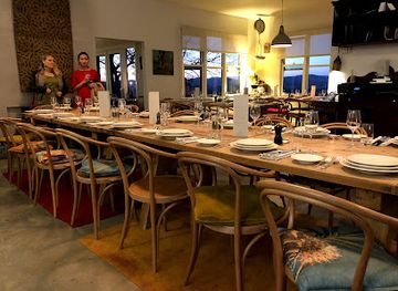 australia/mid-west/restaurant/the-zin-house