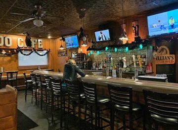 ohio/akron/restaurant/ido-bar-grill