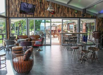 united-kingdom/warwickshire/restaurant/the-quicken-tree