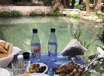 morocco/todra-gorge/restaurant/restaurant-de-poissons-sacres