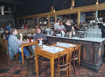 california/big-sur/restaurant/la-bicyclette-restaurant