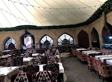 azerbaijan/baku/flame-towers/restaurant/han-restaurant-baku