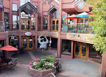 colorado/steamboat-springs/restaurant/noodles-more-saigon-cafe