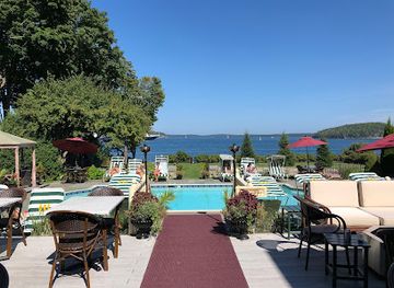 maine/acadia-national-park/restaurant/veranda-at-balance-rock-inn