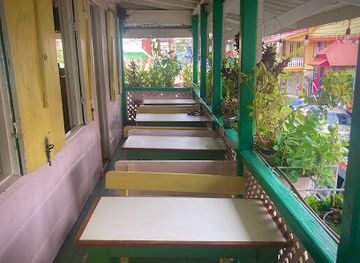 dominica/dominica-botanic-gardens/restaurant/starline-ital-kitchen