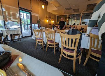 washington/bellevue/restaurant/mediterranean-kitchen