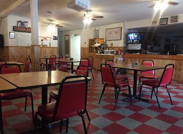 ohio/wayne-national-forest/restaurant/sikorski-s-home-plate