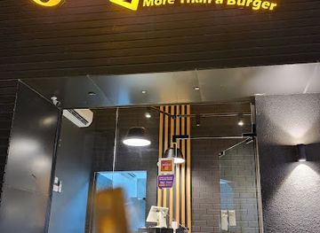 oman/sur/restaurant/two-mates