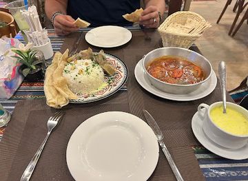 jordan/eastern-desert/restaurant/old-street-cafe-restaurant