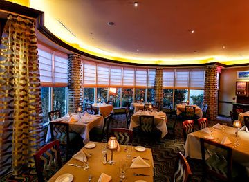 new-york/new-york-city/staten-island/restaurant/lorenzo-s-restaurant-bar-cabaret