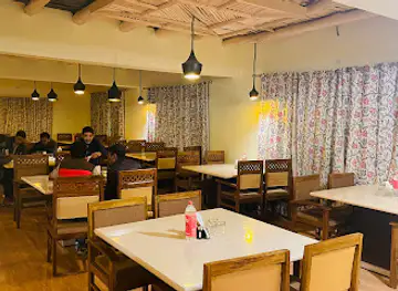 Wazwan Planet Restaurant (Multi Cuisine)We serve Indian,Chinese,Kashmiri wazwan,Muglai and many more