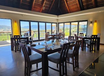 south-africa/cape-winelands/restaurant/glen-carlou-restaurant