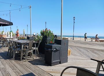 new-jersey/asbury-park/restaurant/cousins-maine-lobster-restaurant-asbury-park