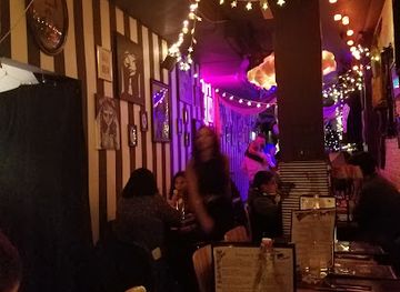 new-york/new-york-city/restaurant/beetle-house