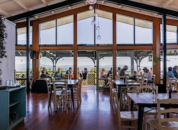 new-zealand/hawke-s-bay/restaurant/peak-house