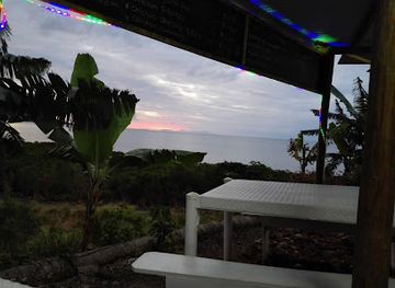 fiji/lau-islands/restaurant/mikes-fish-and-pizza