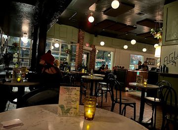 florida/gainesville/restaurant/cry-baby-s