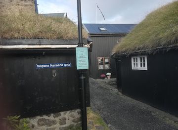 faroe-islands/skuvoy-island/restaurant/fisk-og-kips