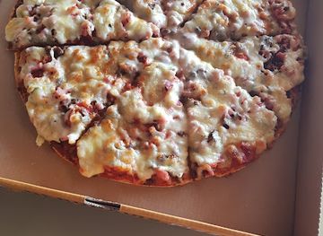 namibia/kavango-west/restaurant/debonairs-pizza