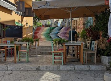 greece/patras/restaurant/to-koutouki