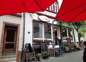 germany/moselle/restaurant/cafe-friends