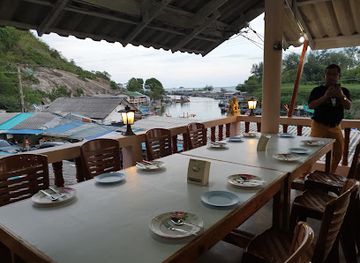 thailand/hua-hin/khao-takiab/restaurant/jitara-seafood