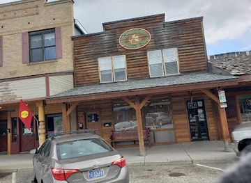 montana/whitefish/restaurant/central-ave-bakery-deli