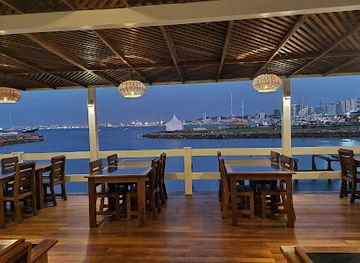 angola/okavango-basin/restaurant/restaurante-o-naval