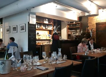 finland/oulu/restaurant/ravintola-hella