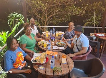 grenada/seven-sisters-falls/restaurant/dre-flavors-restaurant-catering-services