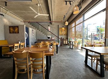 vietnam/quy-nhon/restaurant/hoan-hi-vegan-restaurant