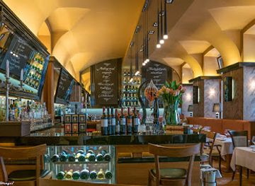 hungary/budapest/restaurant/rezkakas-bistro-easy-terasz