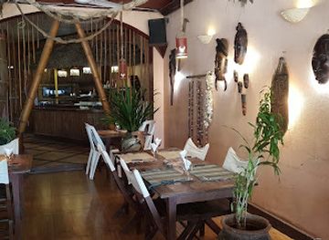 madagascar/analanjirofo/restaurant/la-paillote