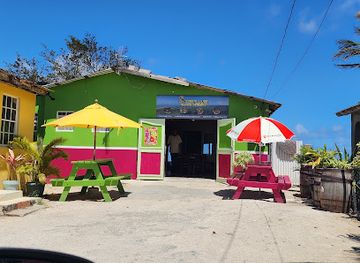 barbados/saint-andrew/restaurant/scotland-view-bar-variety