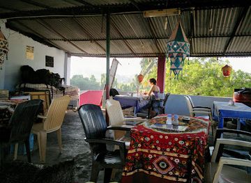 india/hampi/restaurant/sri-venkateshwara-hotel