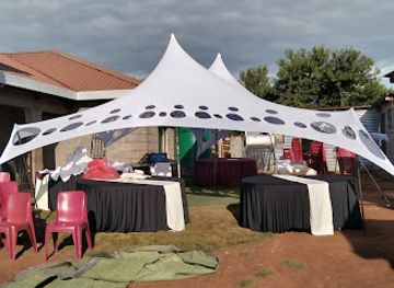 lesotho/mokhotlong/restaurant/chabino-road-side-kitchen