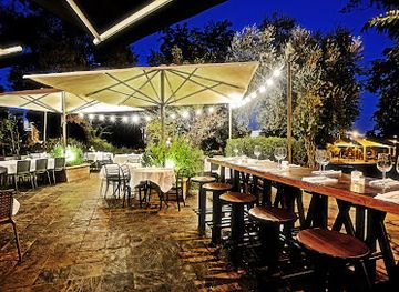 israel/judea/restaurant/chakra