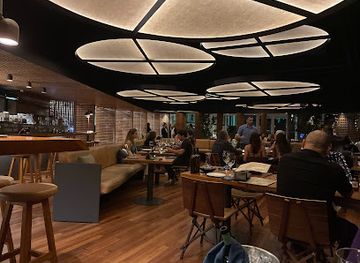 brazil/planalto-atlantico/restaurant/adega-santiago