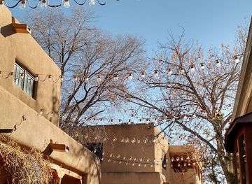 new-mexico/santa-fe/canyon-road/restaurant/the-compound