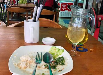 cambodia/kampong-chhnang/restaurant/huy-huy-restaurant