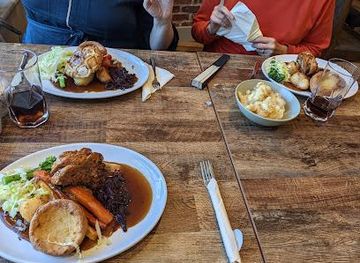 united-kingdom/norwich/restaurant/huggers-long-stratton